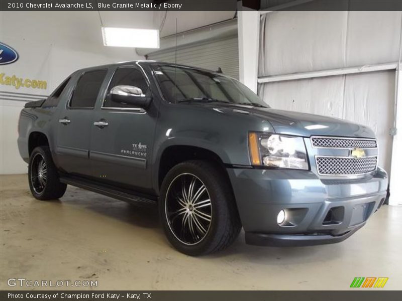 Blue Granite Metallic / Ebony 2010 Chevrolet Avalanche LS