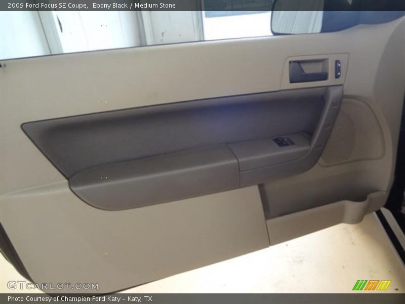Ebony Black / Medium Stone 2009 Ford Focus SE Coupe