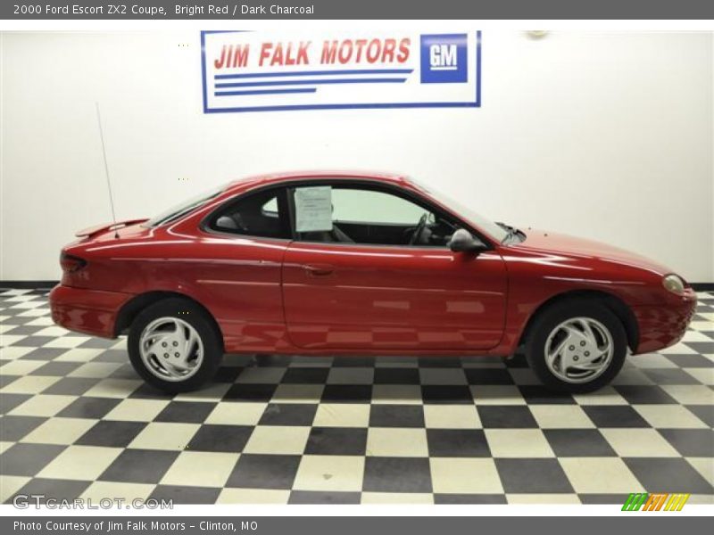 Bright Red / Dark Charcoal 2000 Ford Escort ZX2 Coupe
