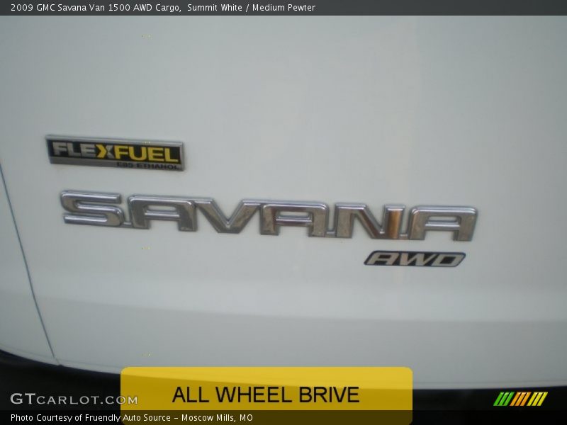 Summit White / Medium Pewter 2009 GMC Savana Van 1500 AWD Cargo