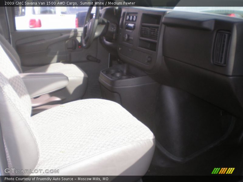 Summit White / Medium Pewter 2009 GMC Savana Van 1500 AWD Cargo