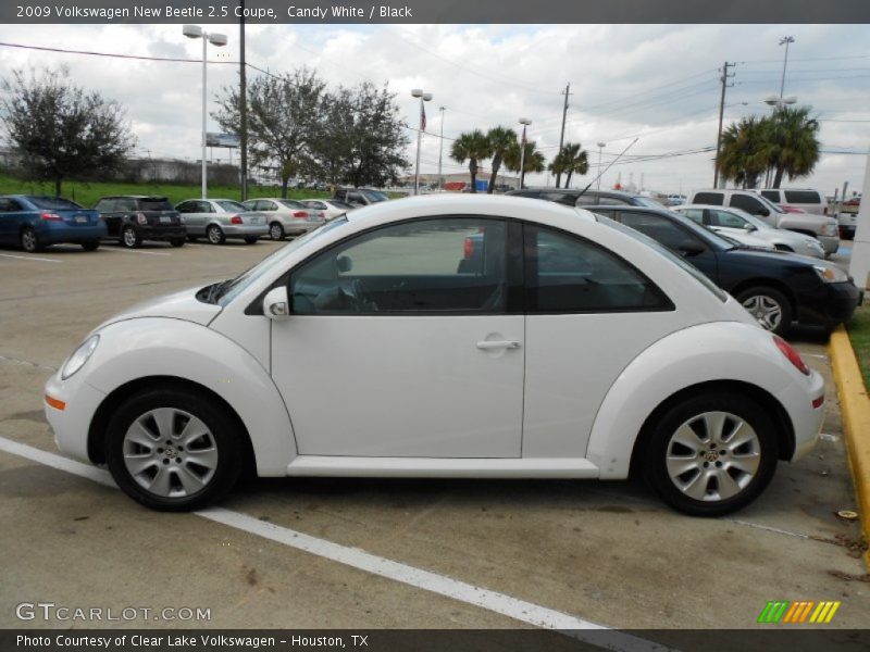 Candy White / Black 2009 Volkswagen New Beetle 2.5 Coupe