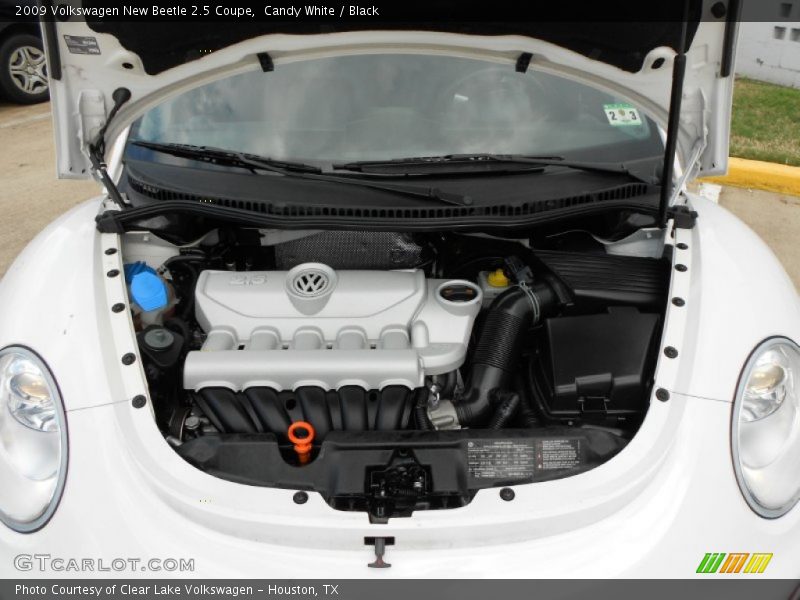 Candy White / Black 2009 Volkswagen New Beetle 2.5 Coupe