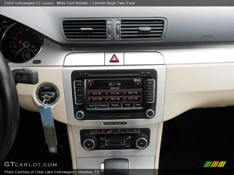 White Gold Metallic / Cornsilk Beige Two-Tone 2009 Volkswagen CC Luxury