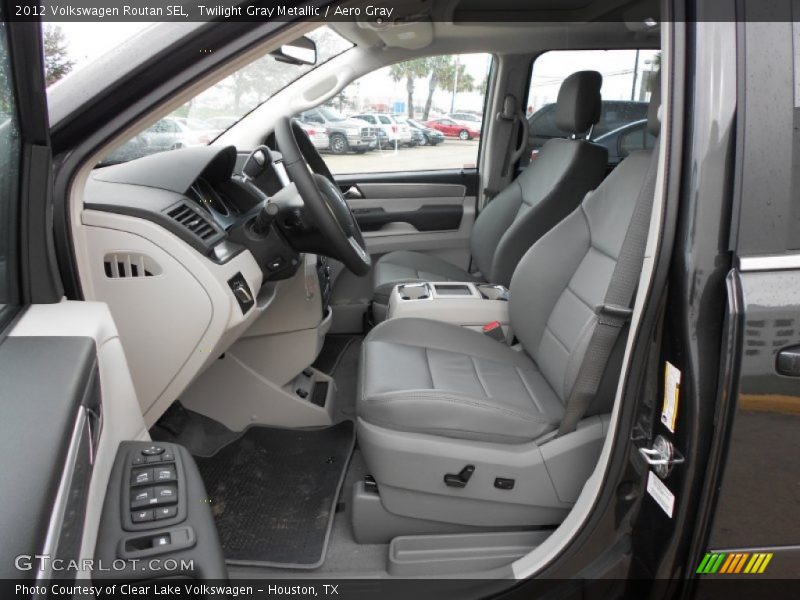  2012 Routan SEL Aero Gray Interior