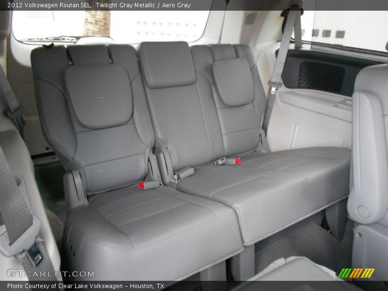  2012 Routan SEL Aero Gray Interior