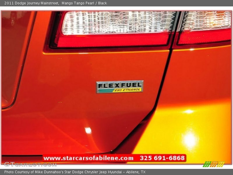 Mango Tango Pearl / Black 2011 Dodge Journey Mainstreet