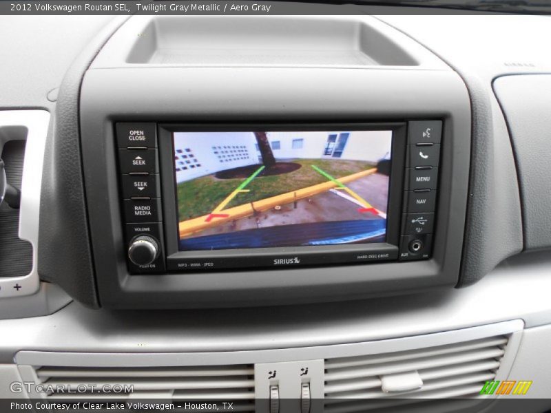 Twilight Gray Metallic / Aero Gray 2012 Volkswagen Routan SEL