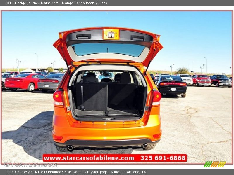 Mango Tango Pearl / Black 2011 Dodge Journey Mainstreet