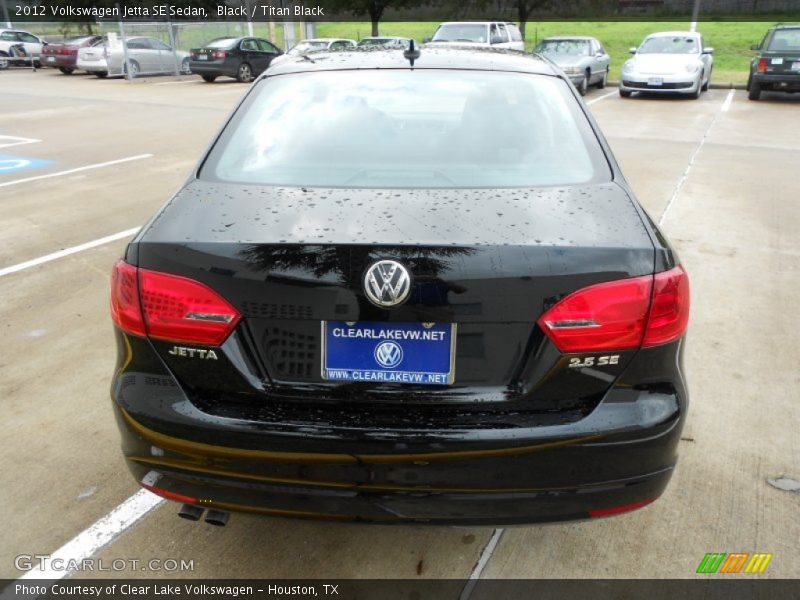 Black / Titan Black 2012 Volkswagen Jetta SE Sedan