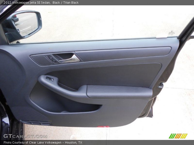 Black / Titan Black 2012 Volkswagen Jetta SE Sedan