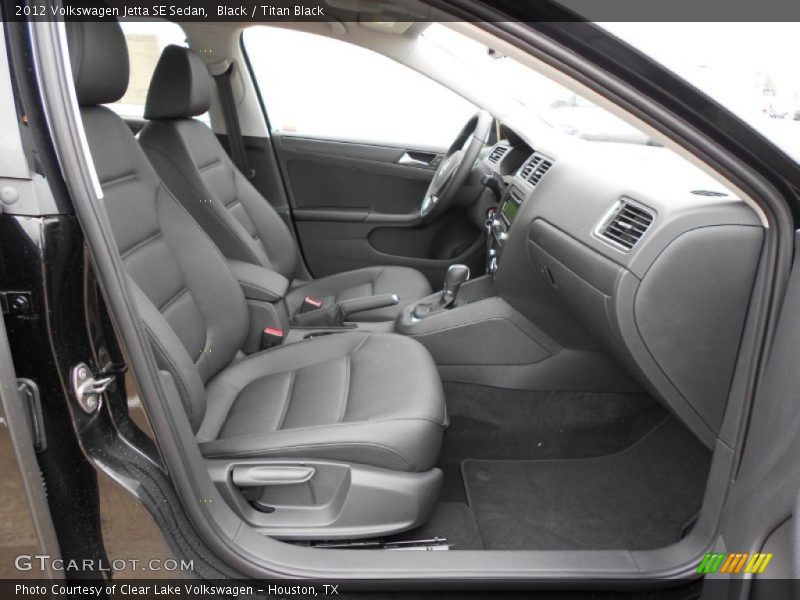 Black / Titan Black 2012 Volkswagen Jetta SE Sedan