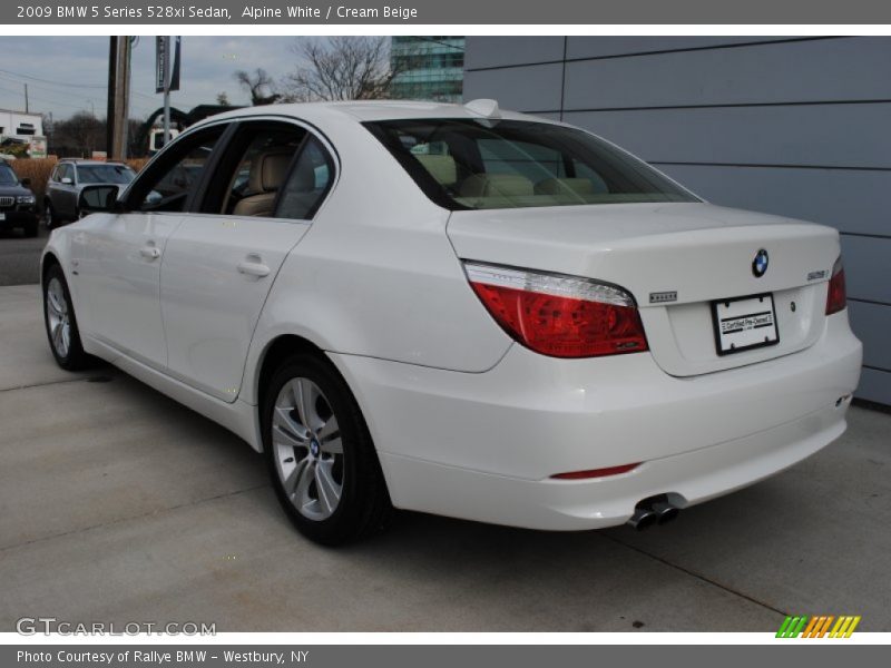 Alpine White / Cream Beige 2009 BMW 5 Series 528xi Sedan