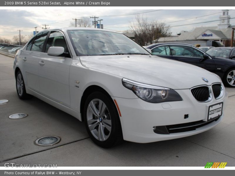 Alpine White / Cream Beige 2009 BMW 5 Series 528xi Sedan