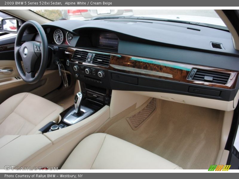Alpine White / Cream Beige 2009 BMW 5 Series 528xi Sedan