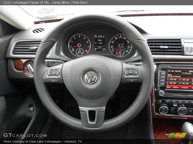 Candy White / Titan Black 2012 Volkswagen Passat V6 SEL