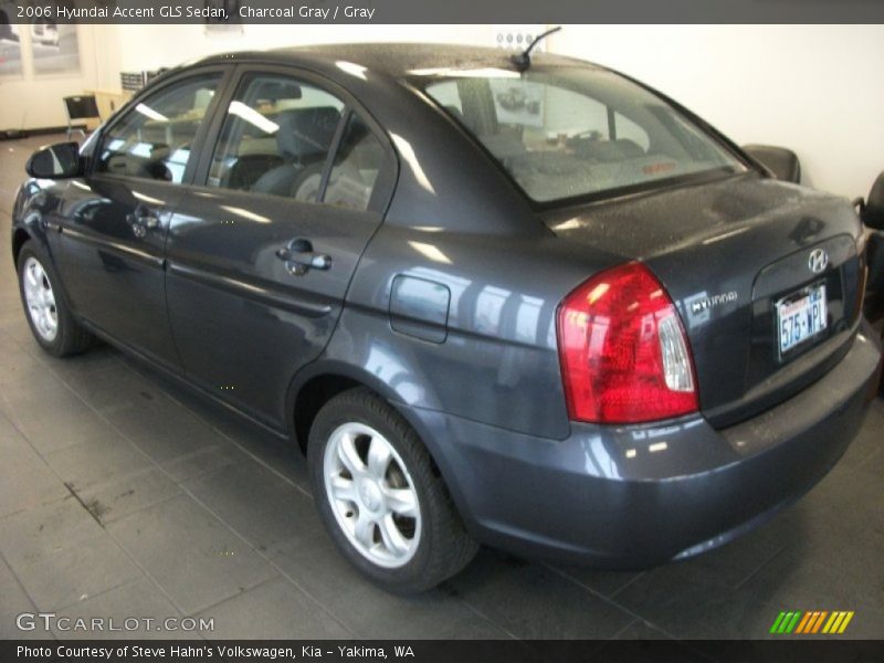 Charcoal Gray / Gray 2006 Hyundai Accent GLS Sedan