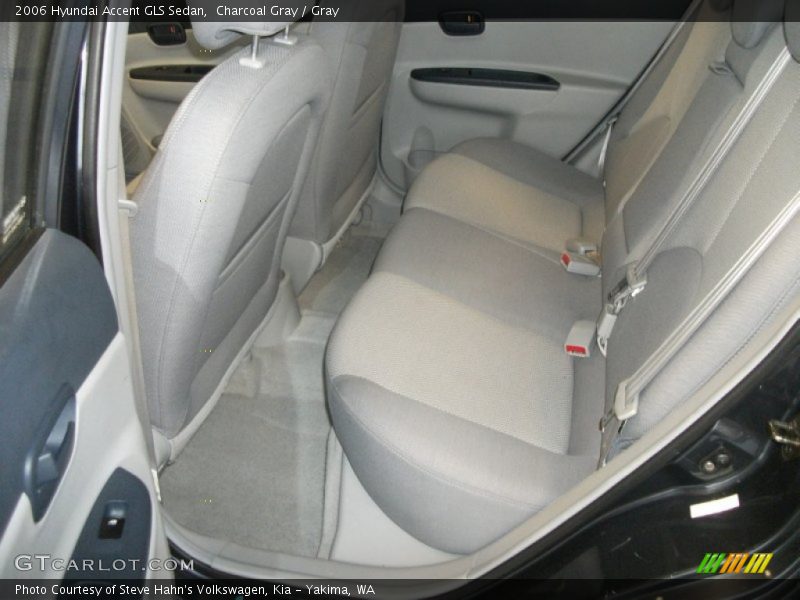 Charcoal Gray / Gray 2006 Hyundai Accent GLS Sedan