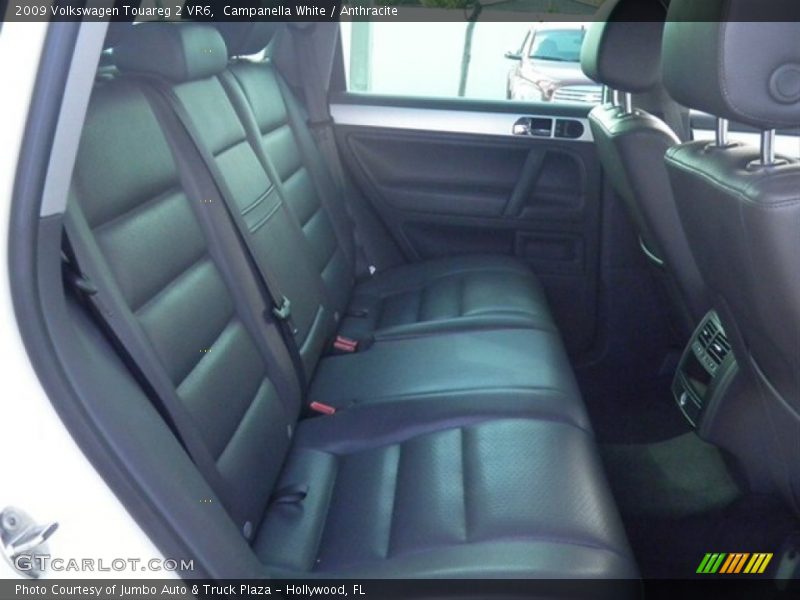 Campanella White / Anthracite 2009 Volkswagen Touareg 2 VR6