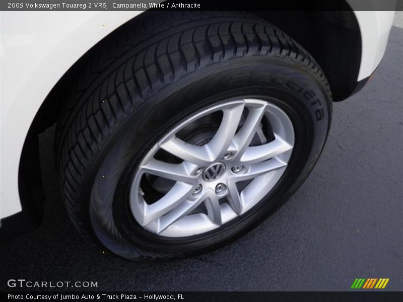 Campanella White / Anthracite 2009 Volkswagen Touareg 2 VR6
