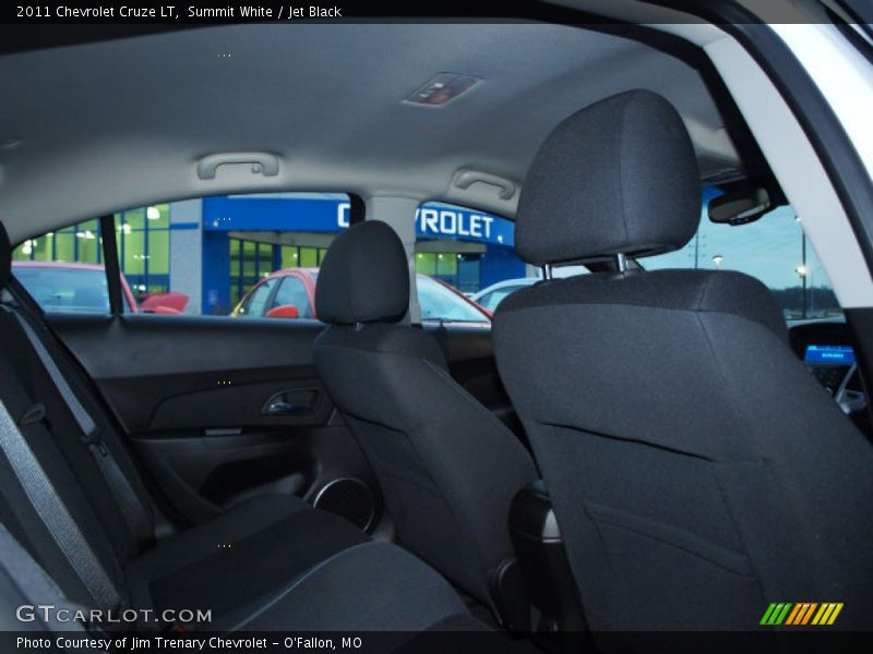 Summit White / Jet Black 2011 Chevrolet Cruze LT