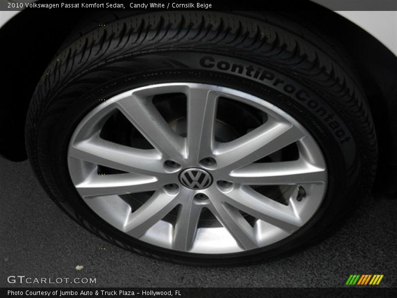 Candy White / Cornsilk Beige 2010 Volkswagen Passat Komfort Sedan