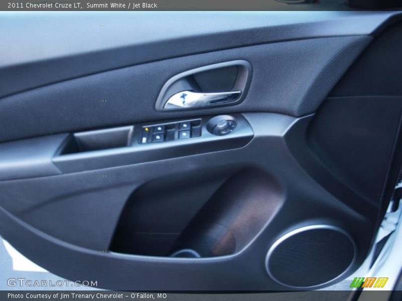 Summit White / Jet Black 2011 Chevrolet Cruze LT