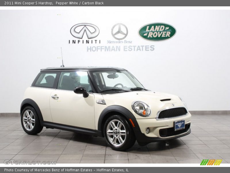 Pepper White / Carbon Black 2011 Mini Cooper S Hardtop