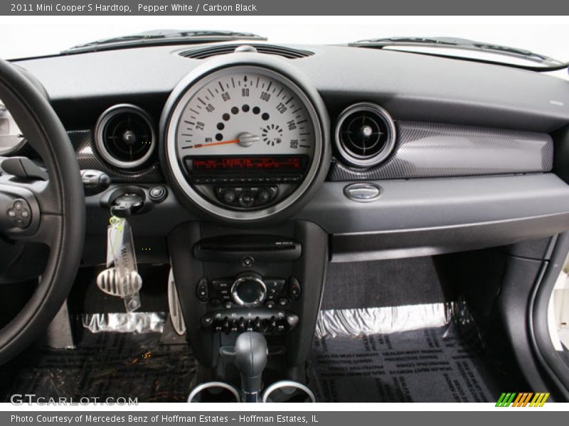 Pepper White / Carbon Black 2011 Mini Cooper S Hardtop