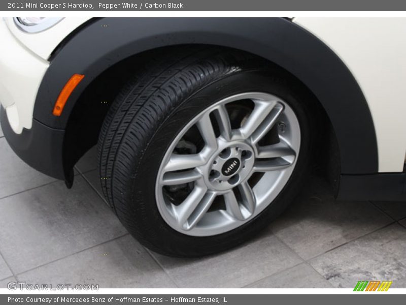 Pepper White / Carbon Black 2011 Mini Cooper S Hardtop