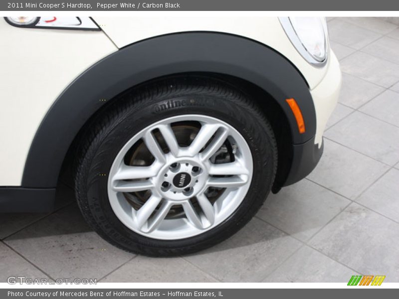 Pepper White / Carbon Black 2011 Mini Cooper S Hardtop