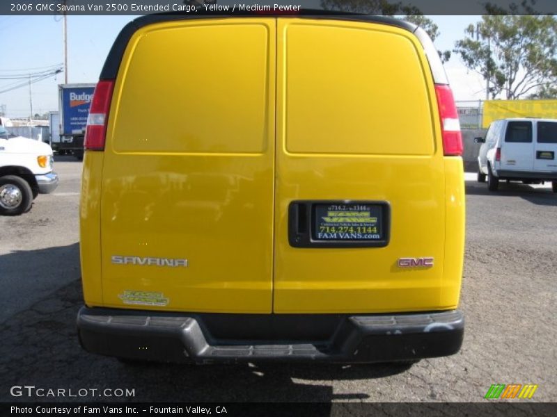 Yellow / Medium Pewter 2006 GMC Savana Van 2500 Extended Cargo
