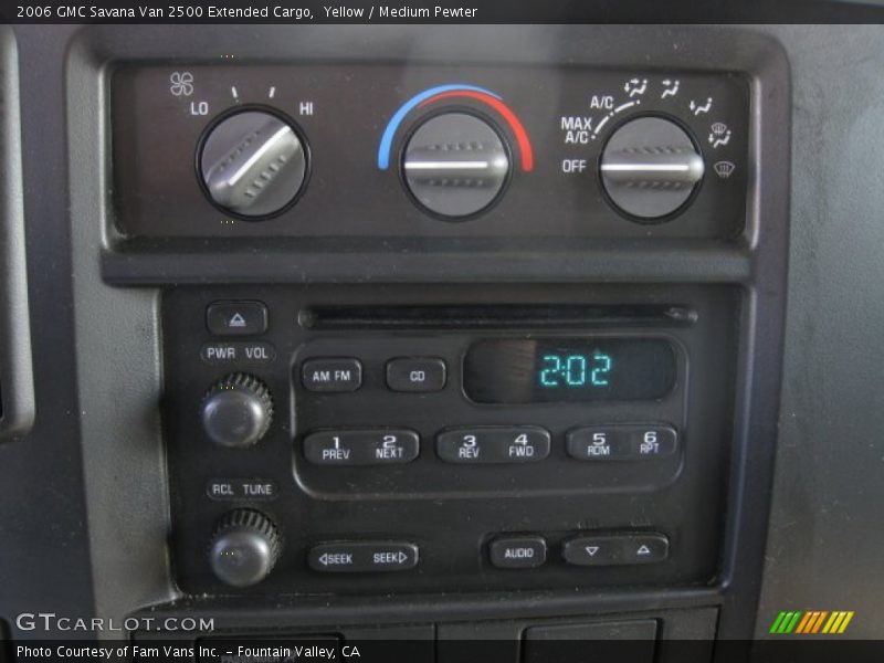 Yellow / Medium Pewter 2006 GMC Savana Van 2500 Extended Cargo