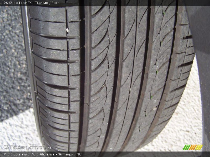 Titanium / Black 2012 Kia Forte EX