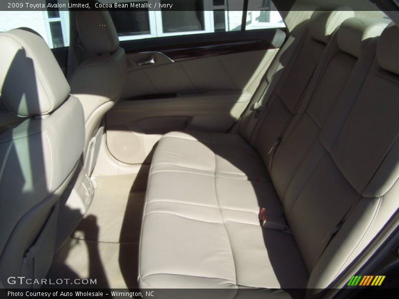 Cocoa Bean Metallic / Ivory 2009 Toyota Avalon Limited