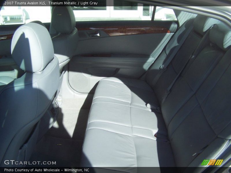 Titanium Metallic / Light Gray 2007 Toyota Avalon XLS