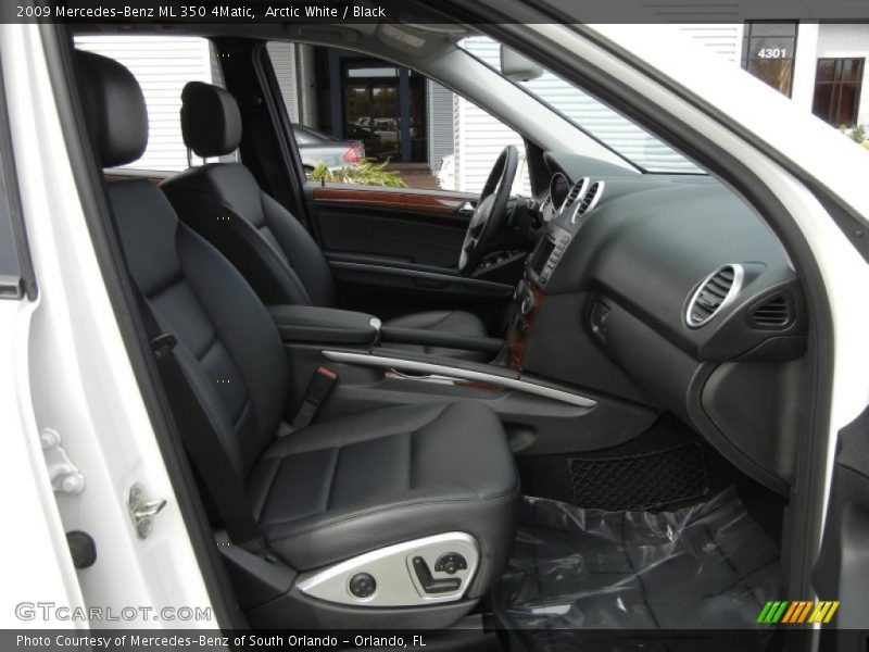 Arctic White / Black 2009 Mercedes-Benz ML 350 4Matic
