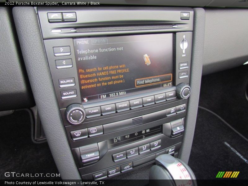 Controls of 2012 Boxster Spyder