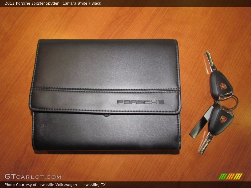 Keys of 2012 Boxster Spyder