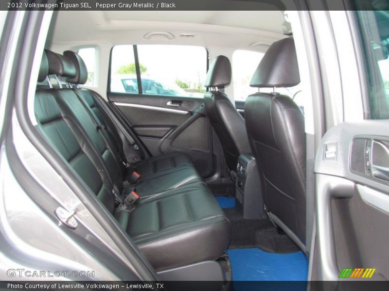 Pepper Gray Metallic / Black 2012 Volkswagen Tiguan SEL