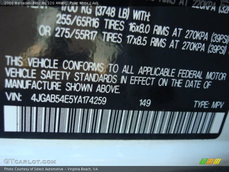 Polar White / Ash 2000 Mercedes-Benz ML 320 4Matic