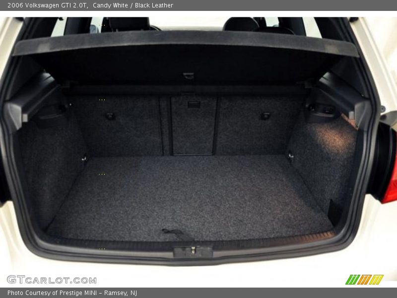 Candy White / Black Leather 2006 Volkswagen GTI 2.0T
