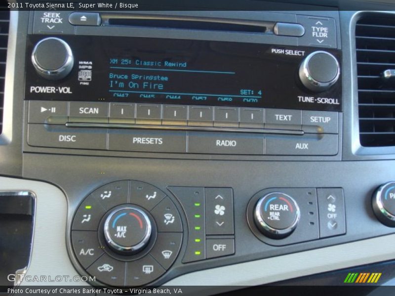 Super White / Bisque 2011 Toyota Sienna LE