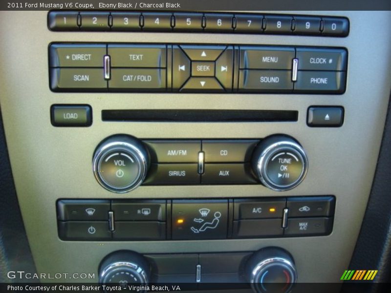 Controls of 2011 Mustang V6 Coupe