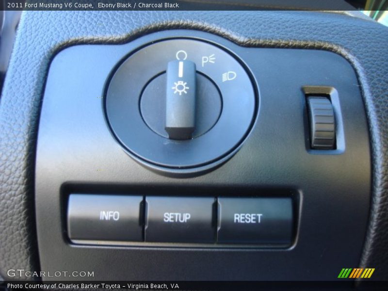 Controls of 2011 Mustang V6 Coupe