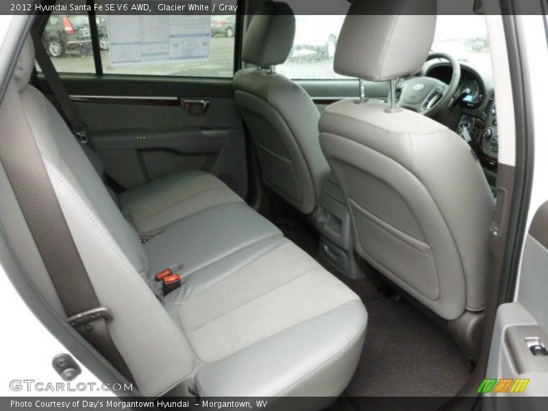 Glacier White / Gray 2012 Hyundai Santa Fe SE V6 AWD