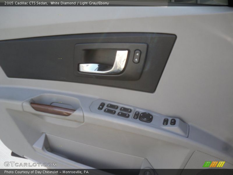 White Diamond / Light Gray/Ebony 2005 Cadillac CTS Sedan