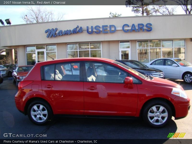 Red Alert / Charcoal 2007 Nissan Versa SL