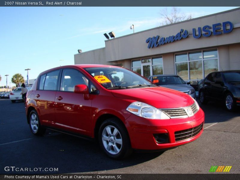 Red Alert / Charcoal 2007 Nissan Versa SL