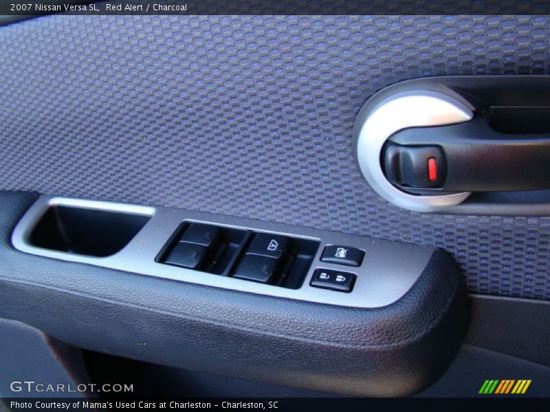 Red Alert / Charcoal 2007 Nissan Versa SL